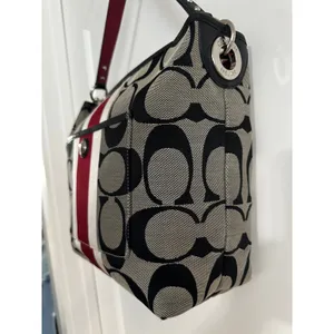 Coach Hamptons Weekend Signature Stripe Shoulder Bag thumbnail 4