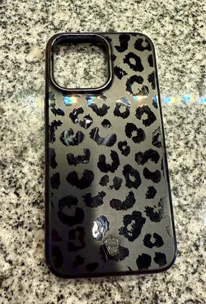 Velvet Caviar iPhone 15 Pro Max Black Leopard Print Case thumbnail 1