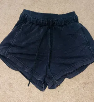Lululemon shorts  thumbnail 1