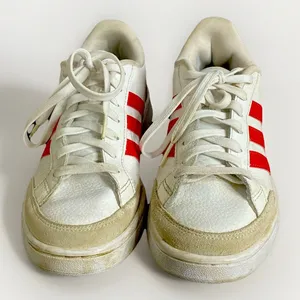 Adidas Womens Grand Court SE FY8169 White Red Sneakers Size 7 1/2 Women’s thumbnail 2