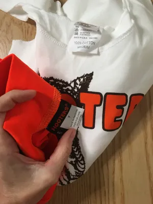 New Women’s Hooters Tank and Shorts Outfit from Clearwater Florida Size Medium thumbnail 6