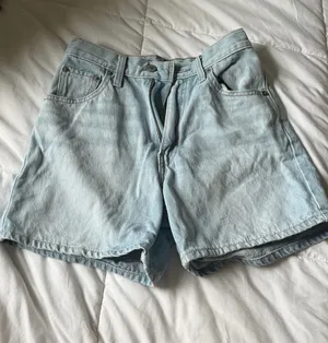 Denim Levi’s Shorts thumbnail 1