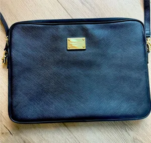 Michael Kors leather laptop/ipad/purse bag thumbnail 1