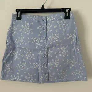 Forever 21 Floral Skirt  thumbnail 1