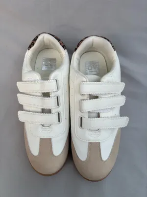 Dolce Vita Sneakers White Beige Suede Straps Leopard Trim Womens 10 NEW thumbnail 2