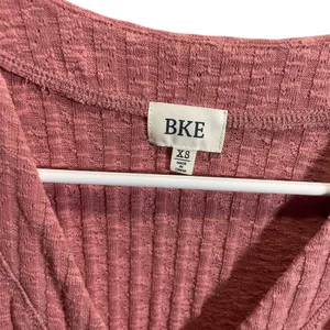 BKE Lace-Up Ribbed‎ Knit Long Sleeve Top Womens XS Rose Pink thumbnail 3