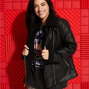 Hollister Women’s Black Faux Leather Motorcycle Jacket Size Small. thumbnail 8