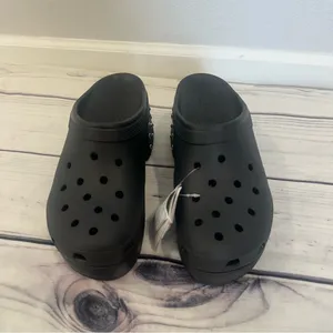 NEW! CROCS SIREN STUDDED CLOGS Black W/ Silver Studs‎ SOLD OUT Men 12 Women 14 thumbnail 4