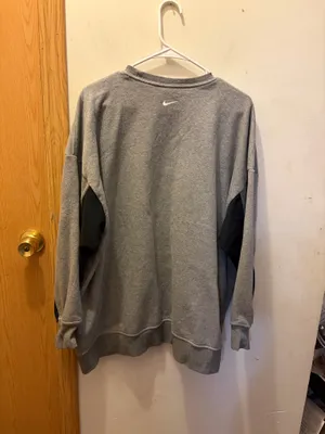 (XL) Nike crewneck thumbnail 2