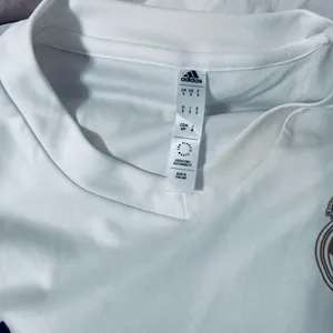 Adidas Real Madrid Women’s Soccer Kit thumbnail 6