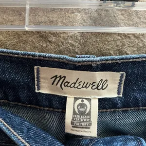 Madewell 11" High-Rise Flare Jeans in Whitethorn Wash: Workwear Edition 31 thumbnail 6