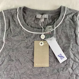 NWT Super Soft Gray White Trim Sweater Vest Top Evolution Size S thumbnail 2