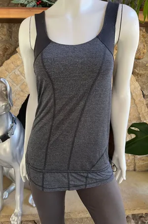 Lululemon Run For Your Life Gray Black Built In Bra Tank Top Women’s Size 6 thumbnail 1
