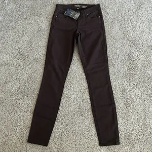Paige NWT Chocolate Brown Verdugo Denim Jeggings Pants **Size 24** 🌸🌸 thumbnail 3