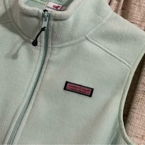 Vineyard Vines Fleece Vest - Medium thumbnail 2