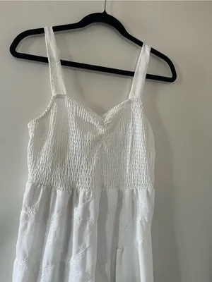 White Eyelet Smocked Tiered Maxi Dress Large Coastal Euro Summer Beach Resort thumbnail 2