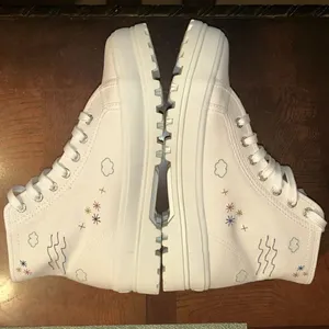 Superga White & Blue Embroidered Accent Alpina Plao Hightop Sneakers.(Size 7.5) thumbnail 8
