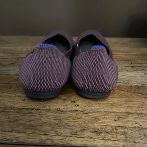 Rothy’s Port Wine Round Toe Retired Flats Shoes thumbnail 5