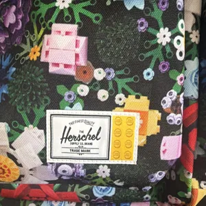 Herschel Supply Co. LEGO Herschel Floral Classic XL Backpack Floral 18x13 Unisex thumbnail 4