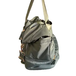 ETRONIK Weekender Bag with Shoe Compartment & USB Port - Green NWOT thumbnail 2