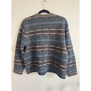 Vintage Newton Trading Co 100% Wool Nordic Fair Isle Cardigan Pewter Clasp S thumbnail 2