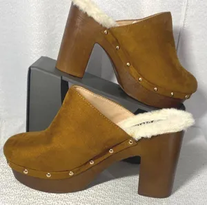Mudd Tan Suede Faux Fur-lined Clogs Studs women size 7 thumbnail 2