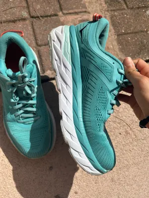 Hoka Bondi 7 turquoise and white Women’s 9 thumbnail 5