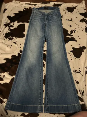 7 For All Mankind thumbnail 1