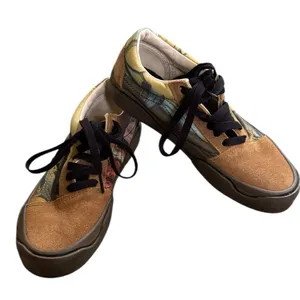 Vans X MoMa Old Skool Twist Salvador Dali Limited Edition 5 women’s 3.5 men’s thumbnail 1