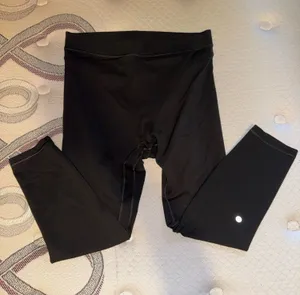 Lululemon Wunder Train Aerobic Tights thumbnail 1