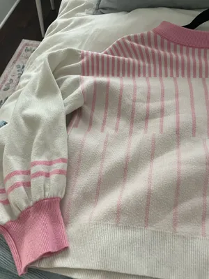 Pink and white lounge shorts set thumbnail 2
