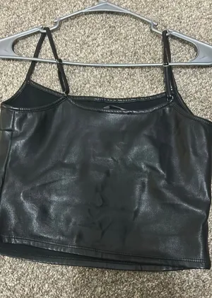 Forever 21 Top Tank Crop thumbnail 1