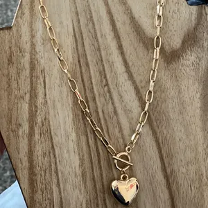 Golden Heart Pendant Chunky Chain Necklace, Alloy Gold Tone thumbnail 6