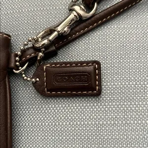 Coach Dark Brown Leather Wristlet used good condition thumbnail 5
