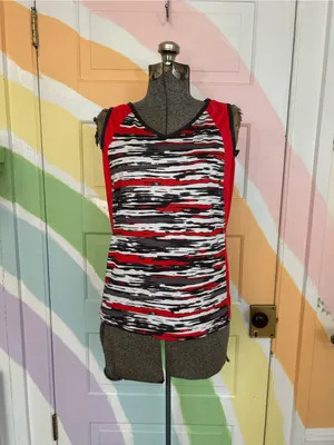 TAIL Women’s 2-Piece Golf & Tennis Outfit Tank Top Skort Set Sz S 👽💛 thumbnail 4
