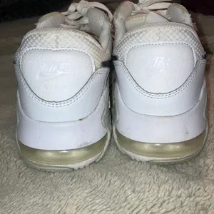 Nike 🧜‍♀️  Air Max Sneakers, 8.5 thumbnail 3