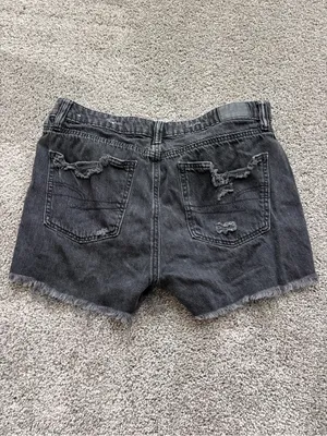 Women’s American Eagle Cross-Over Waist Black Mom Shorts thumbnail 4