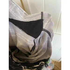 Athleta Womens Leggings Size Small Zig Zag Relay‎ Capri Black White 983259 thumbnail 8
