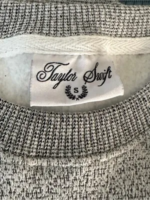 Official Taylor Swift Cowboy Like Me Crewneck Sweatshirt - Grey - Size Small thumbnail 5