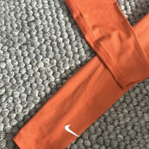 Nike Dri-fit Short High‎ Waisted Leggings 🍊 thumbnail 2