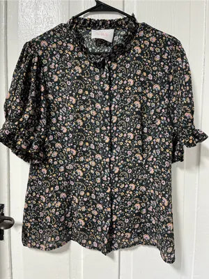 Selkie The Bistro button down Blouse in Ditsy Dark Green Floral Top thumbnail 2