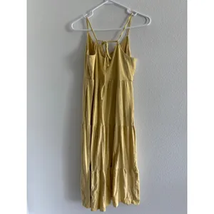Old Navy Dress Womens Medium‎ Butter Yellow Tiered Midi Beachy Coastal Casual thumbnail 2