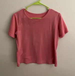 Salmon Color Top Size M Pink Size M thumbnail 1