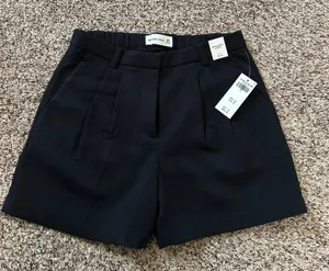 Abercrombie Sloane Low Rise Tailored Short thumbnail 1