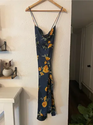 NWOT ASTR Gaia Strappy Bias Cut Satin Midi Floral Slip Dress Print XS thumbnail 2