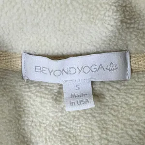 Beyond Yoga Womens Cream Fleece Quarter Zip Pullover Sweatshirt FP7818 Small USA thumbnail 2