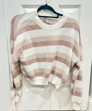 Hollister pink and white Sweater thumbnail 1