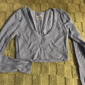 Garage blue long sleeve cropped top thumbnail 1