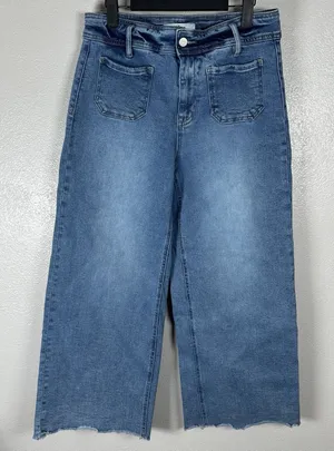 Mica Denim Jeans Size 29 Wide Leg Crop Raw Hem Patch Pockets Medium Wash Stretch thumbnail 1