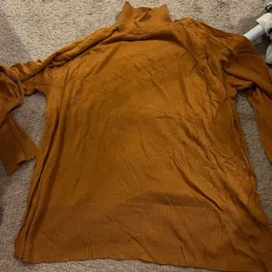 Zara medium blouse‎ thumbnail 1